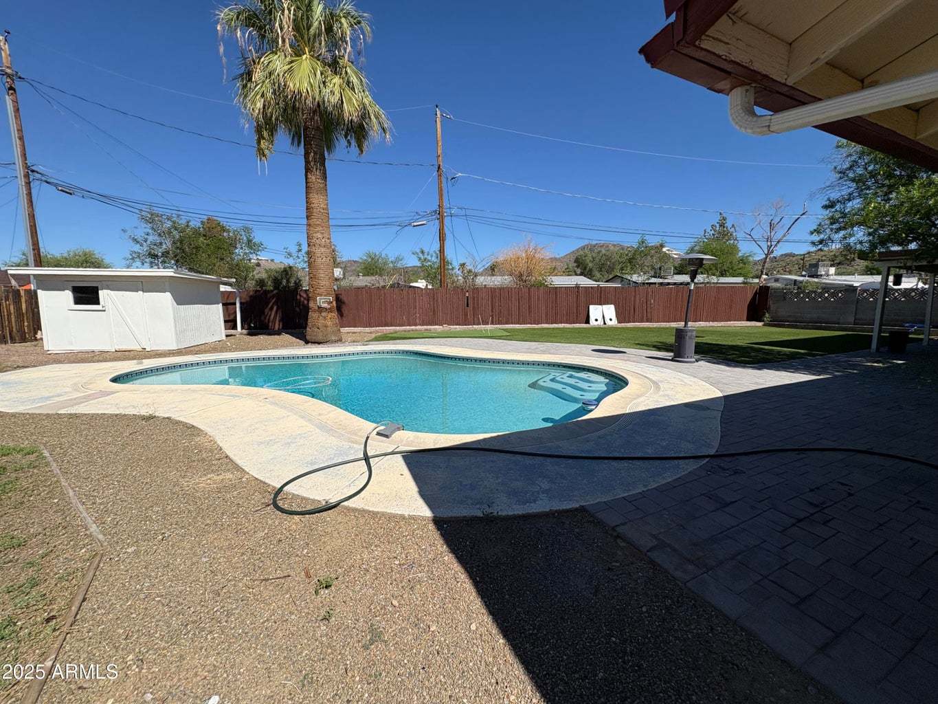 422 W EVA ST property image