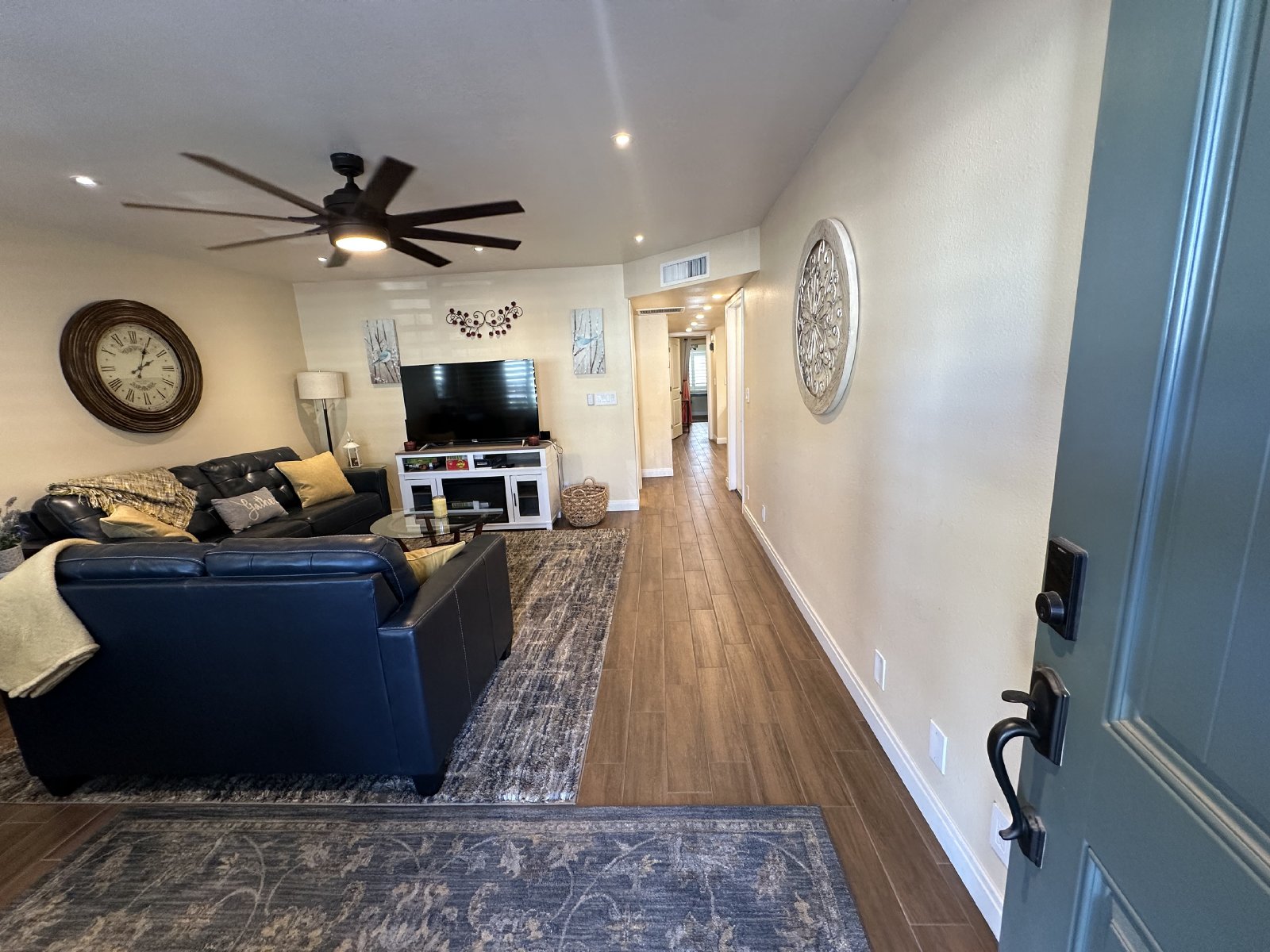 Fully Furnished property image