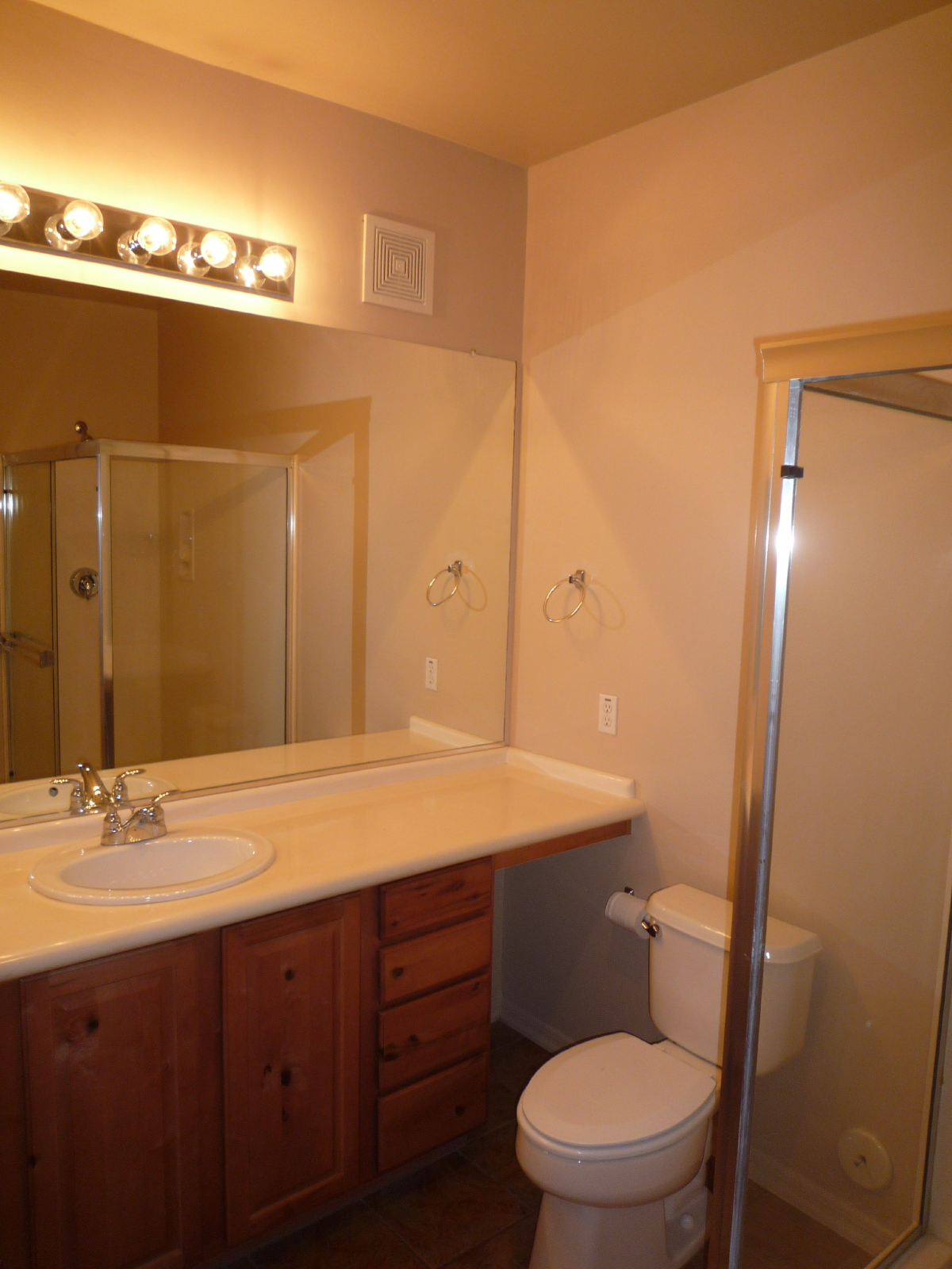 2 Bedroom condo in Desert Ridge! property image