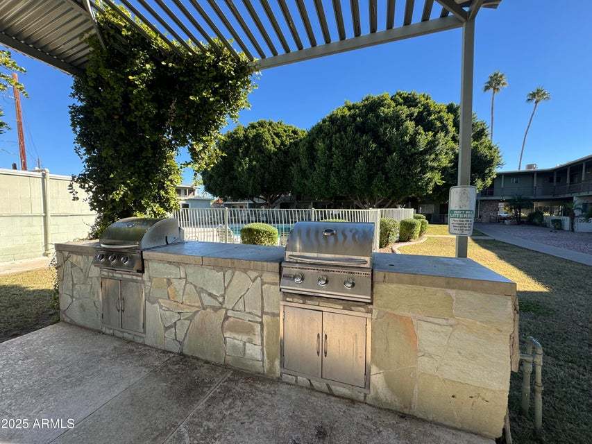 2 bedroom 1 bathroom Apartment in Phoenix! property image