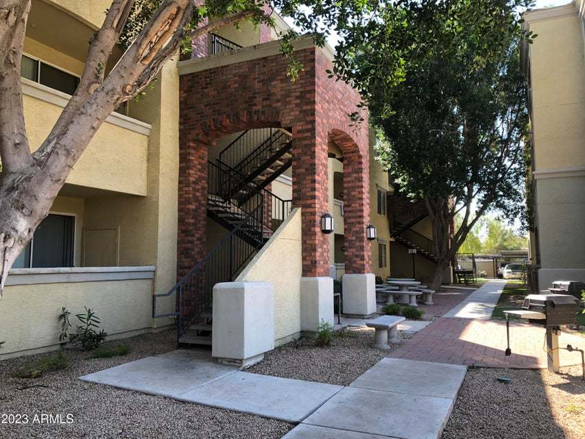 1b/1b condo in downtown Phoenix! property image