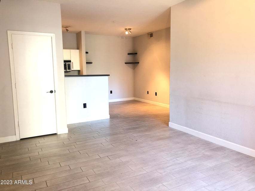 1b/1b condo in downtown Phoenix! property image