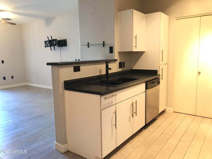 1b/1b condo in downtown Phoenix! property image