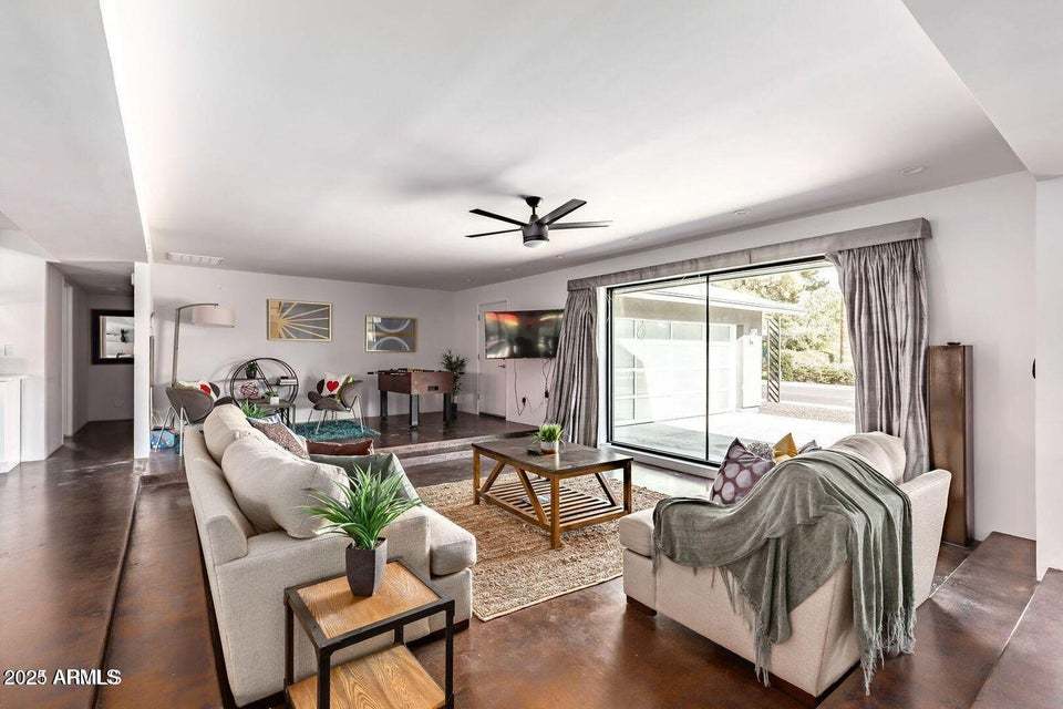 5 bedrooms / 5 bathrooms 5 blocks away from Old Town Scottsdale! property image