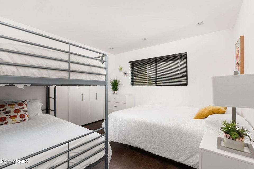 5 bedrooms / 5 bathrooms 5 blocks away from Old Town Scottsdale! property image