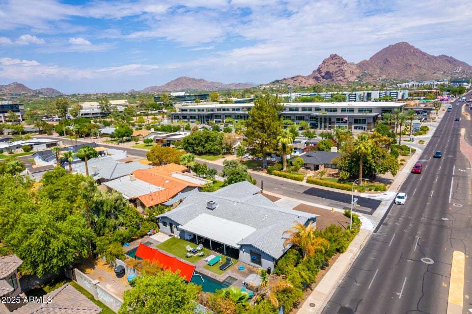 5 bedrooms / 5 bathrooms 5 blocks away from Old Town Scottsdale! property image