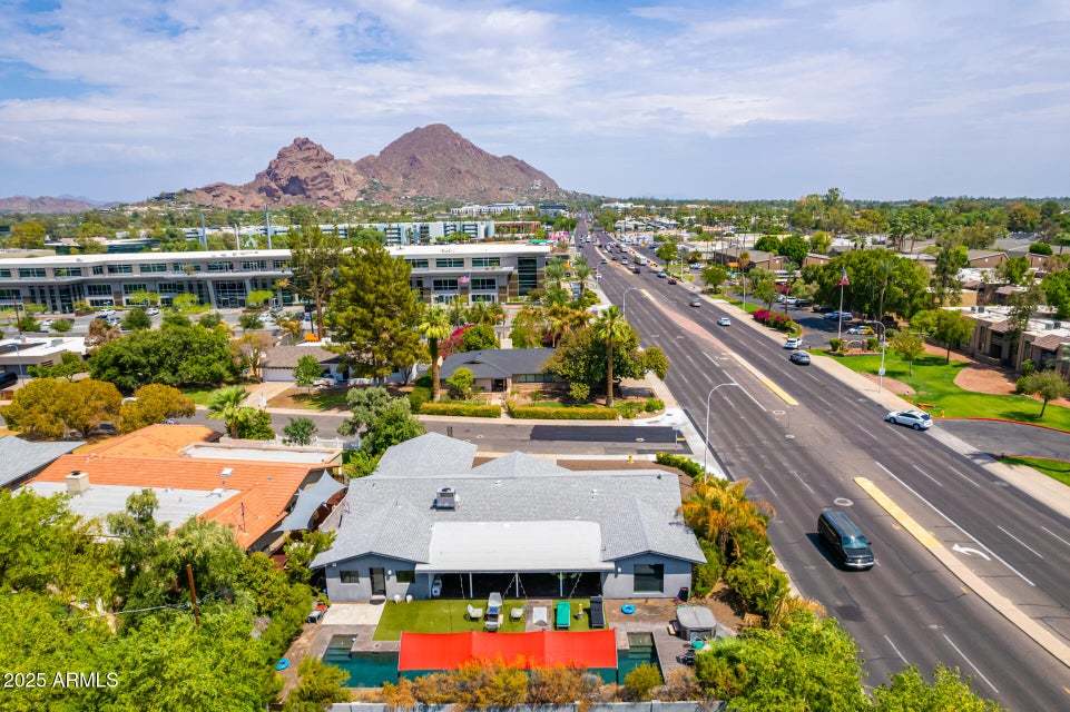 5 bedrooms / 5 bathrooms 5 blocks away from Old Town Scottsdale! property image