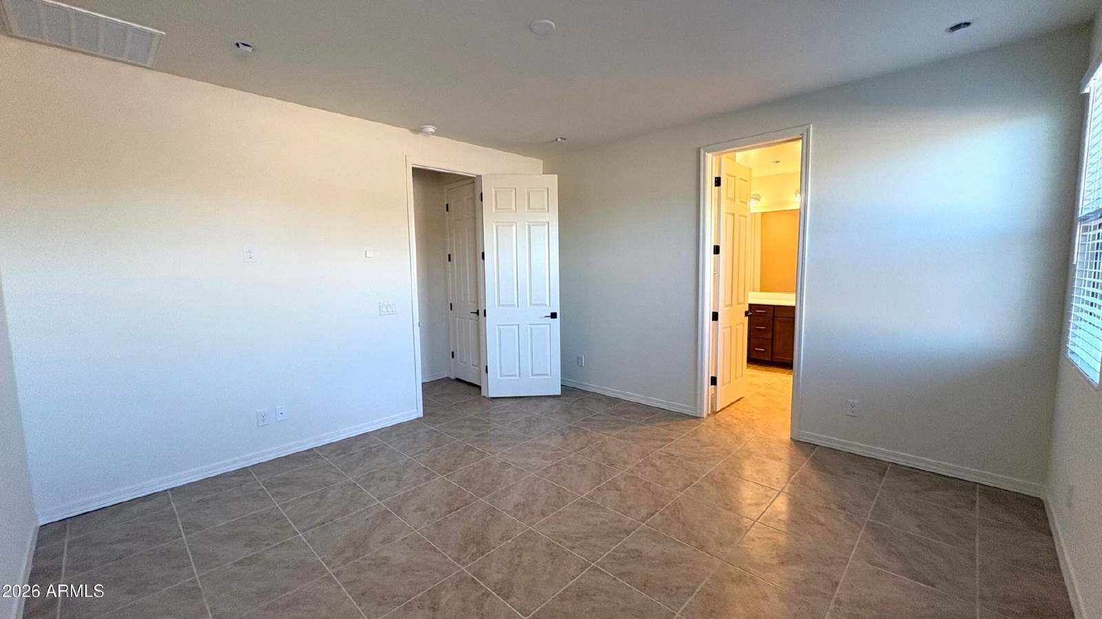 5602 W Mauna Loa Ln property image