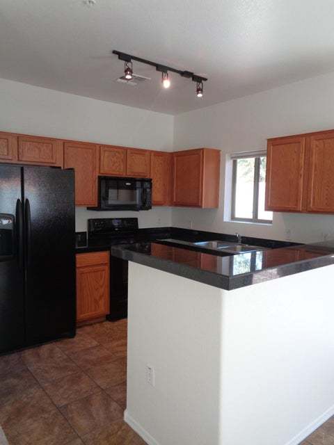 Gated 2b/2.5 b with car garage townhome in Tempe! property image