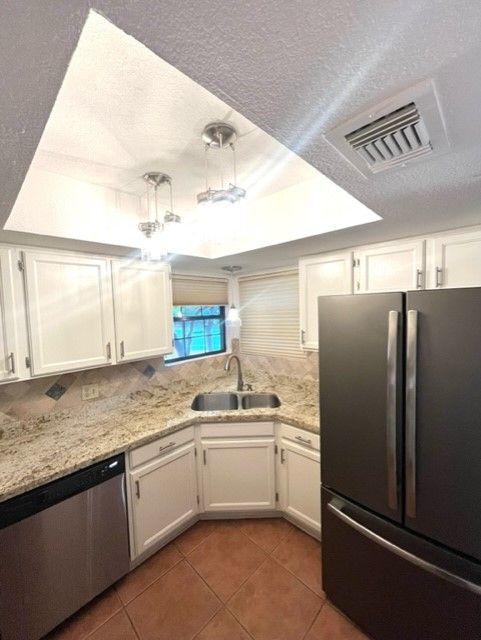 2 bedrooms, 2 bathrooms in Villa Antigua Scottsdale property image