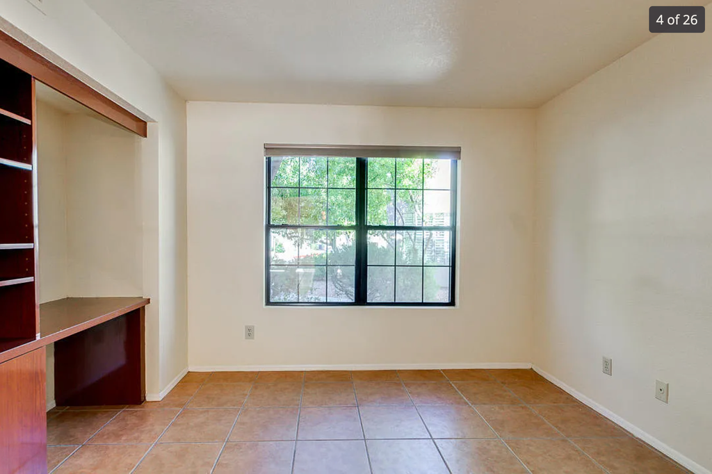 2 bedrooms, 2 bathrooms in Villa Antigua Scottsdale property image