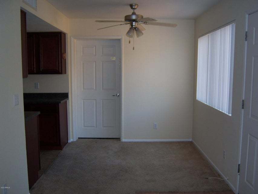 2 bedroom condo in Convenient Scottsdale Location w/ attached garage! property image