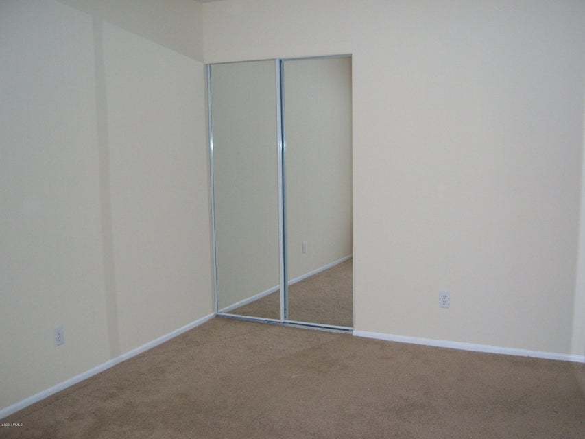 2 bedroom condo in Convenient Scottsdale Location w/ attached garage! property image