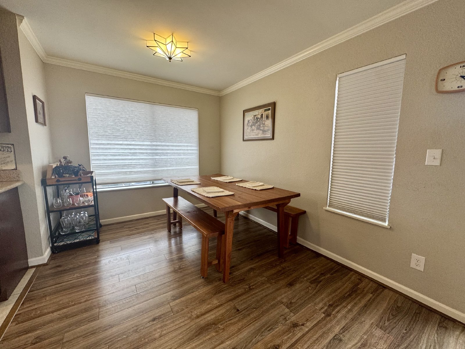 Fully Furnished 2b/2b Apartment close to Old Town Scottsdale! property image