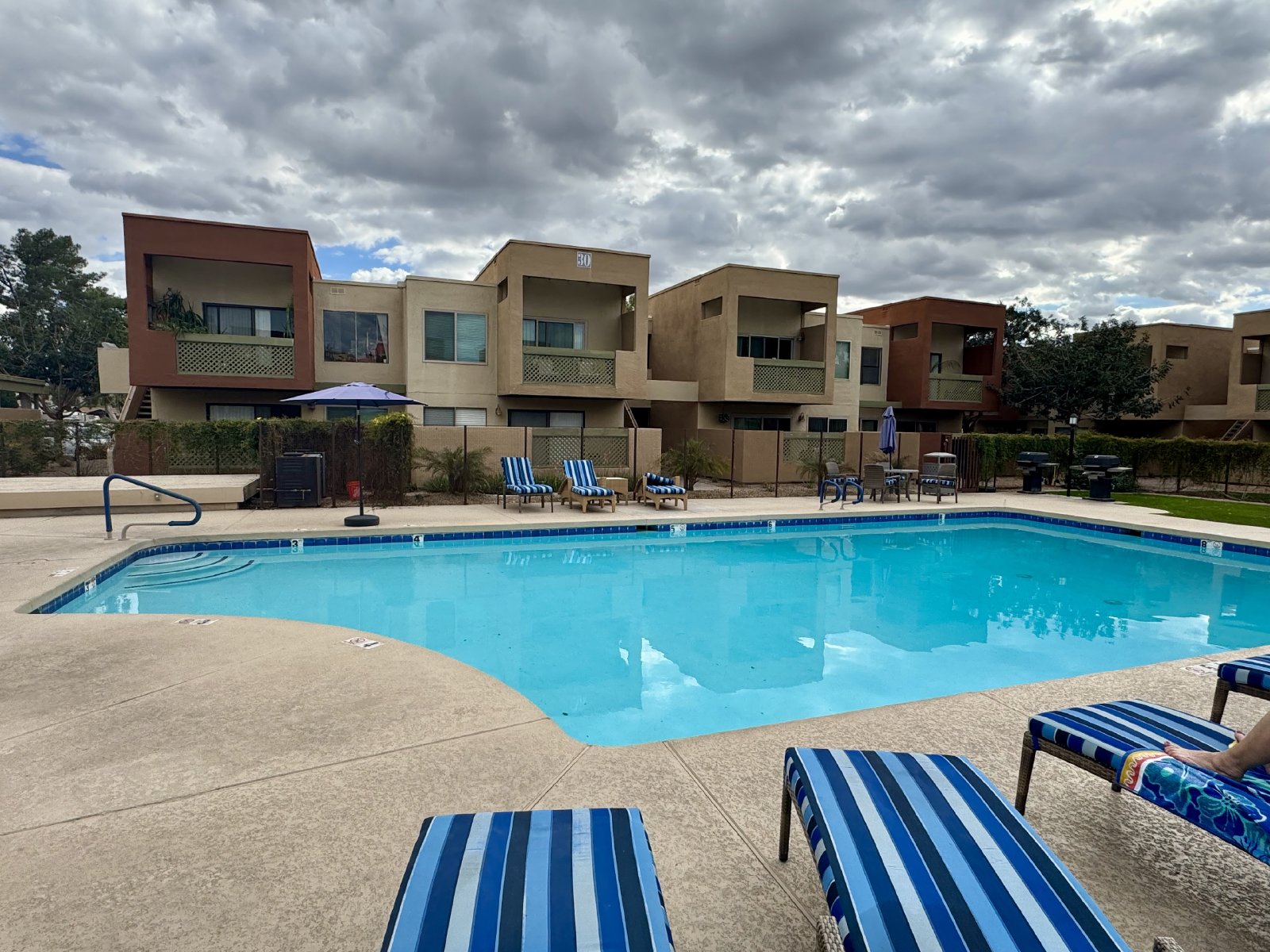 Fully Furnished 2b/2b Apartment close to Old Town Scottsdale! property image