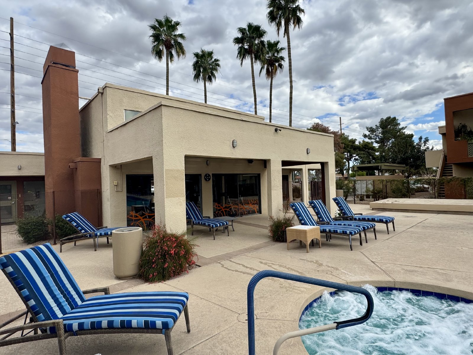 Fully Furnished 2b/2b Apartment close to Old Town Scottsdale! property image
