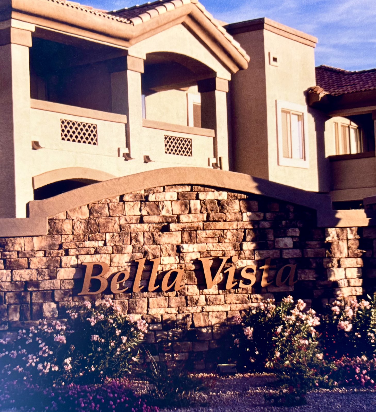 3 bedrooms/2 bathrooms in desire gated community Bella Vista! property image