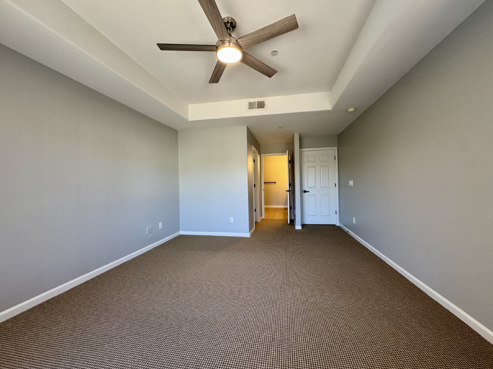 3 bedrooms/2 bathrooms in desire gated community Bella Vista! property image