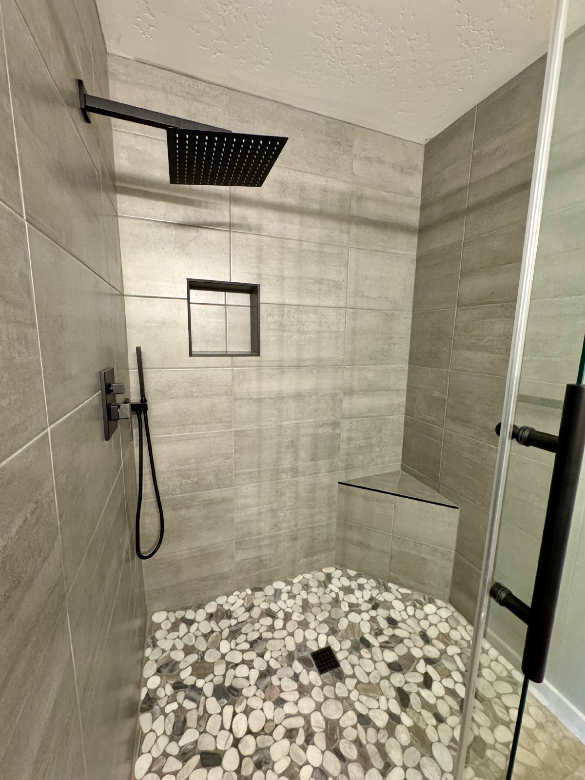 3 bedrooms/2 bathrooms in desire gated community Bella Vista! property image