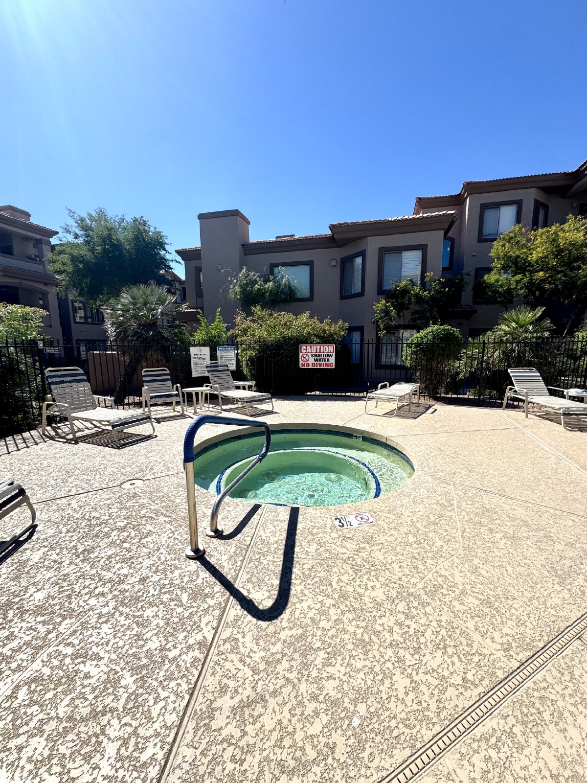 3 bedrooms/2 bathrooms in desire gated community Bella Vista! property image