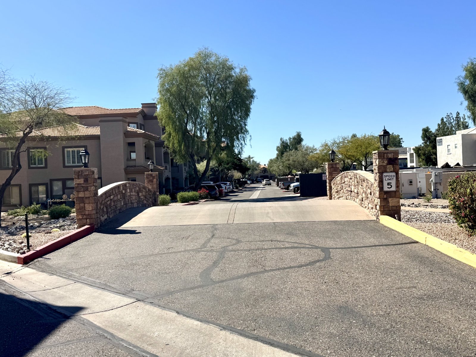 3 bedrooms/2 bathrooms in desire gated community Bella Vista! property image