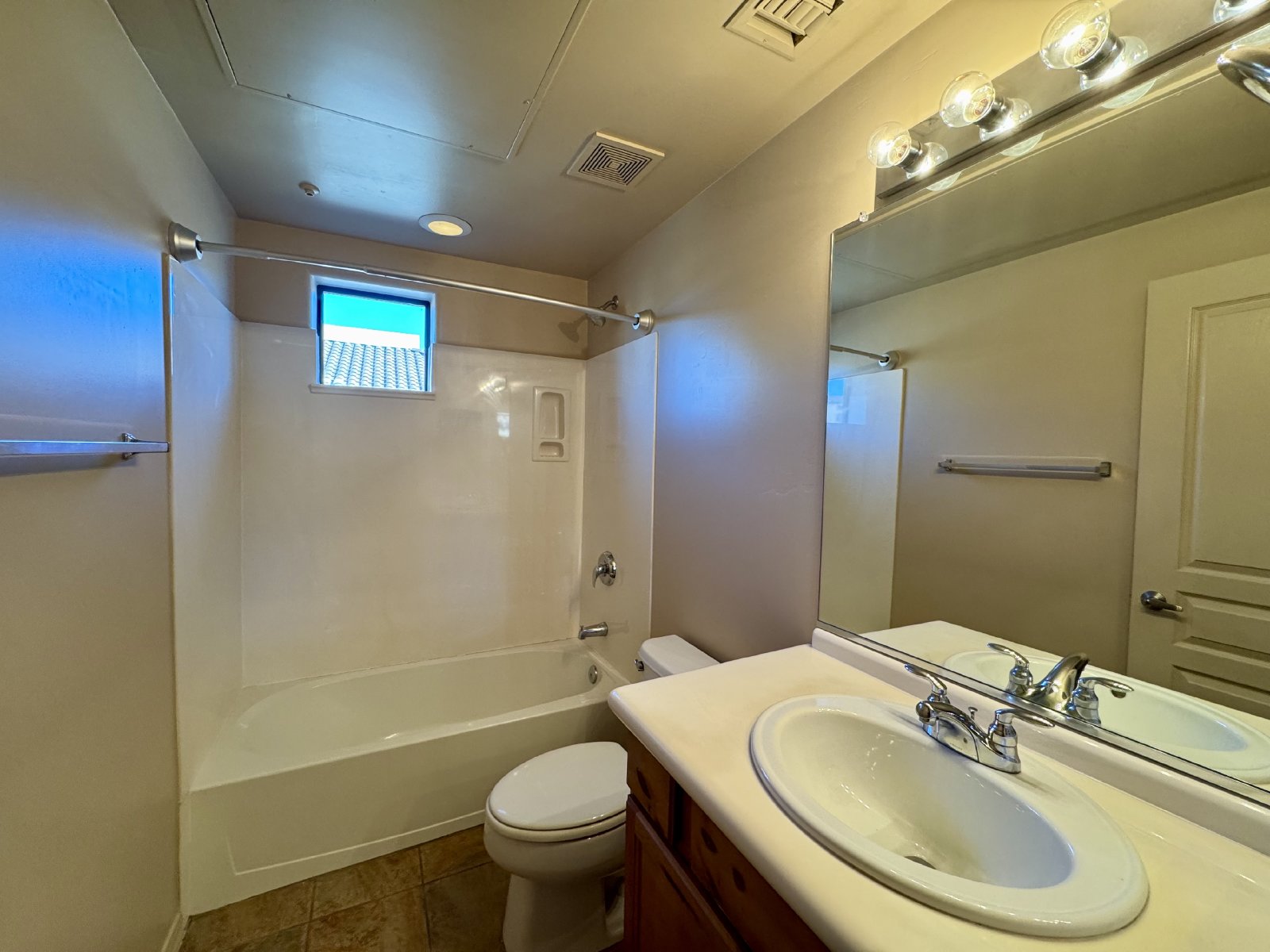 2 Bedroom condo in Desert Ridge! property image