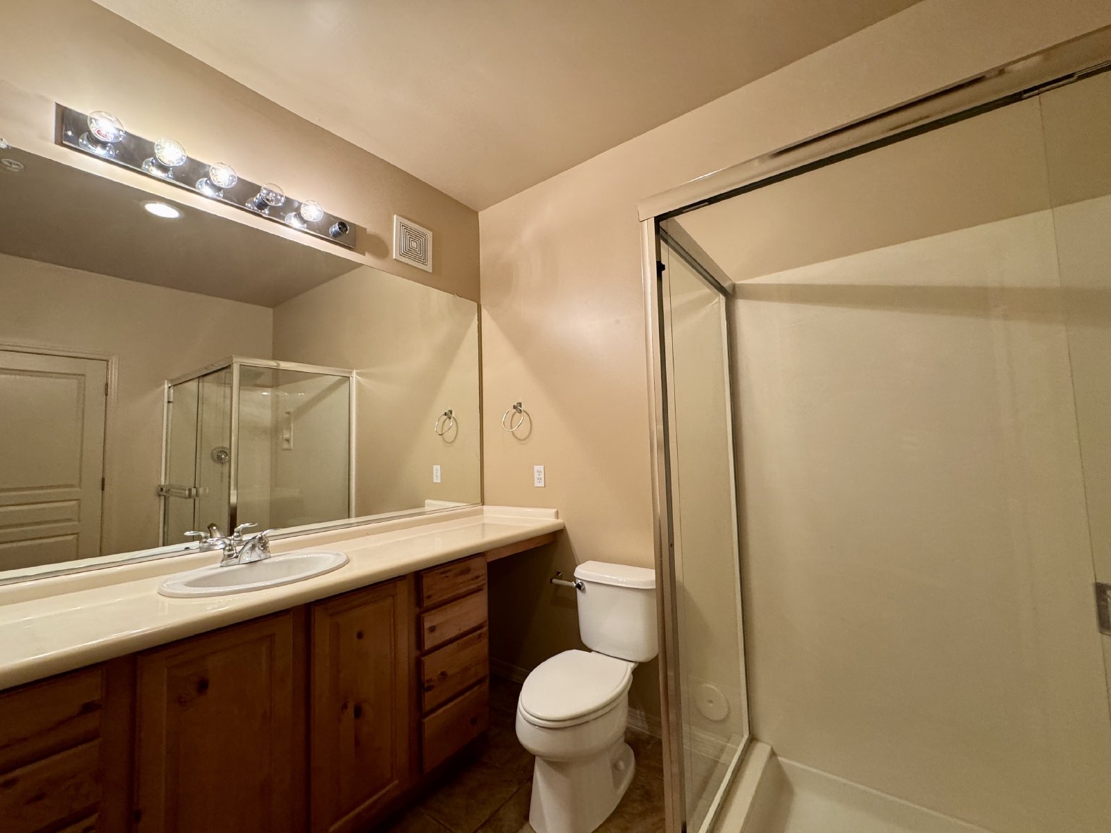 2 Bedroom condo in Desert Ridge! property image