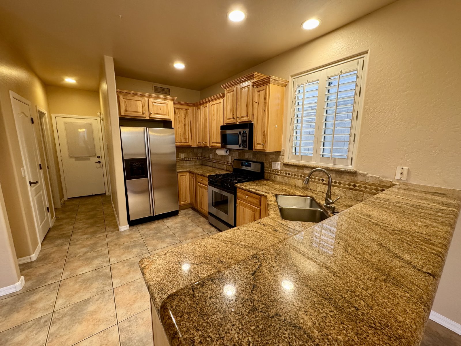 Close to Desert Ridge area! property image