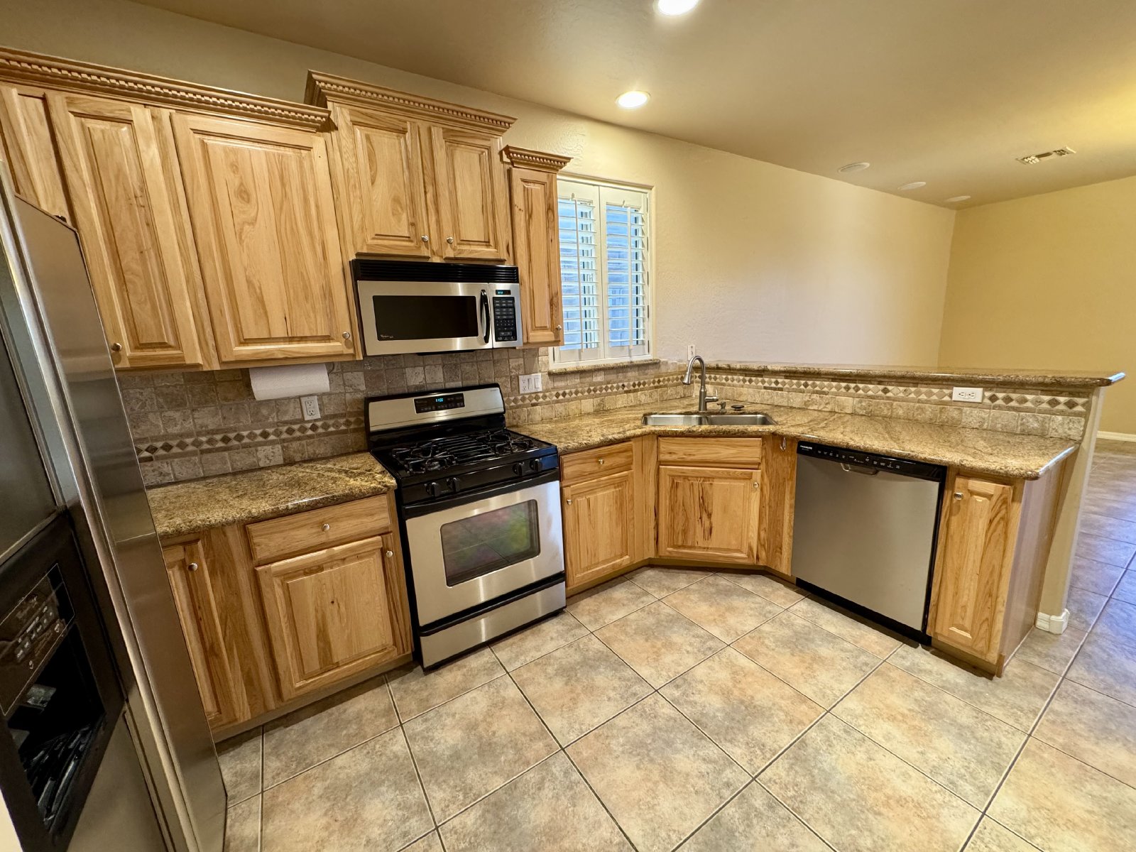 Close to Desert Ridge area! property image