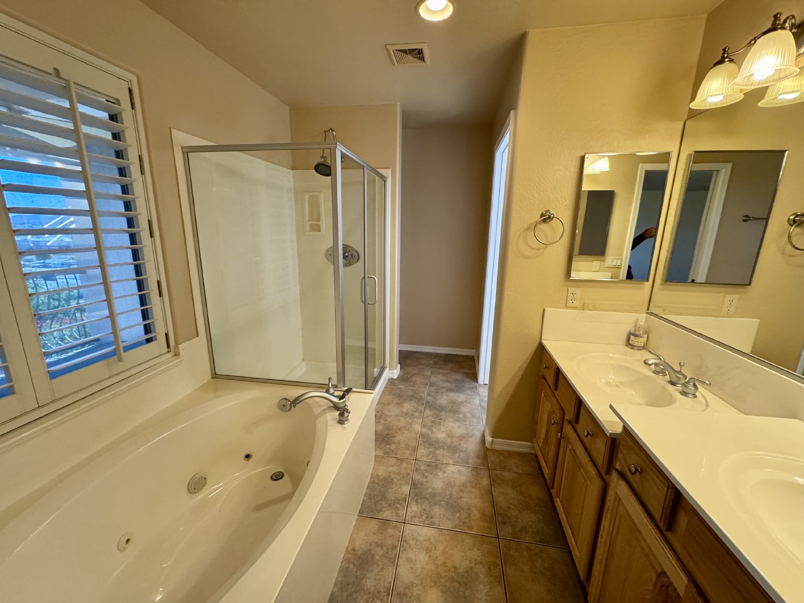 Close to Desert Ridge area! property image