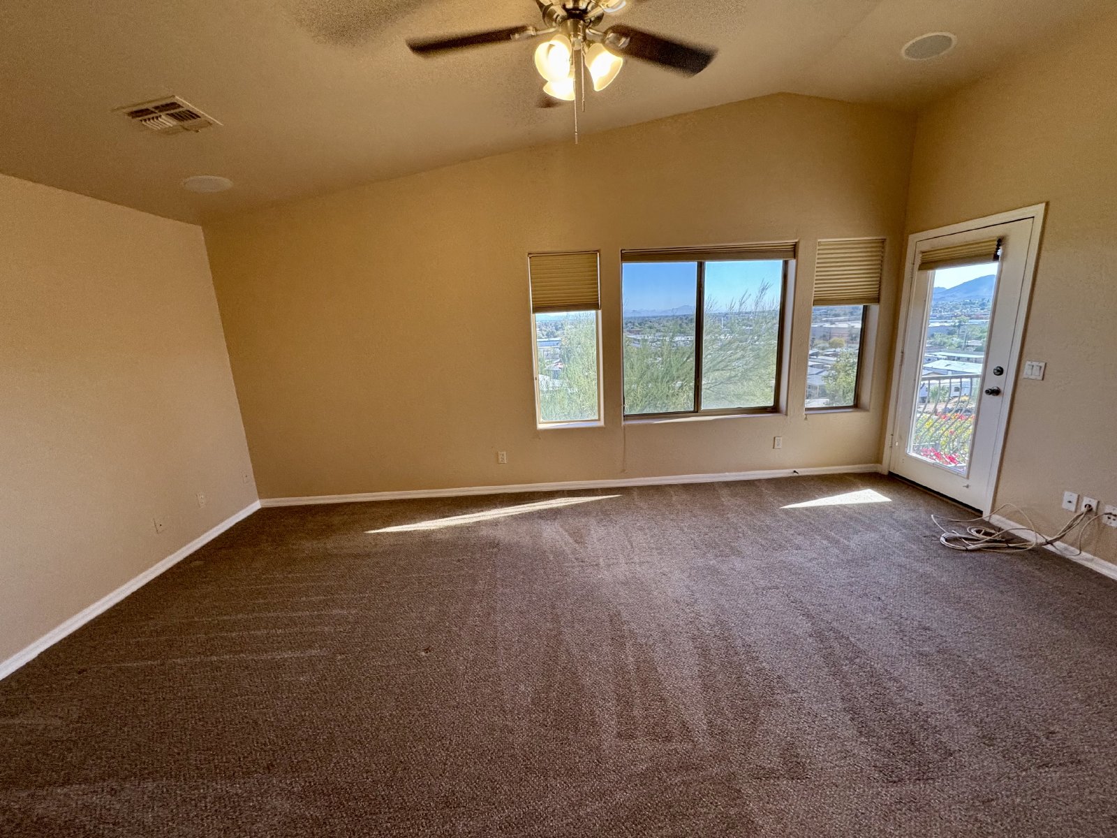 Close to Desert Ridge area! property image