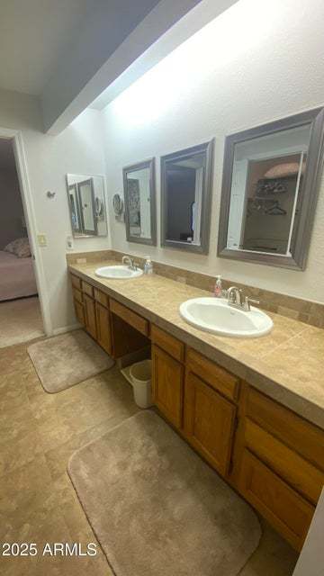 Furnished 2 bed, 2 bath in Westbrook Village property image