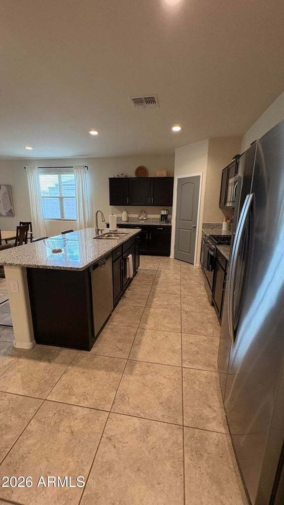 30998 W Earll Dr property image