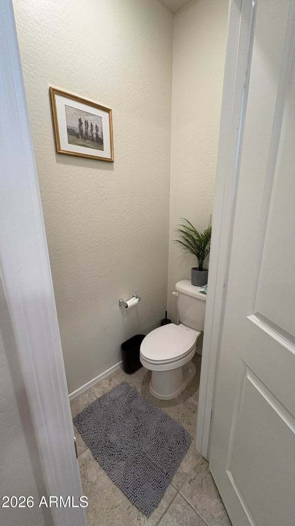 30998 W Earll Dr property image