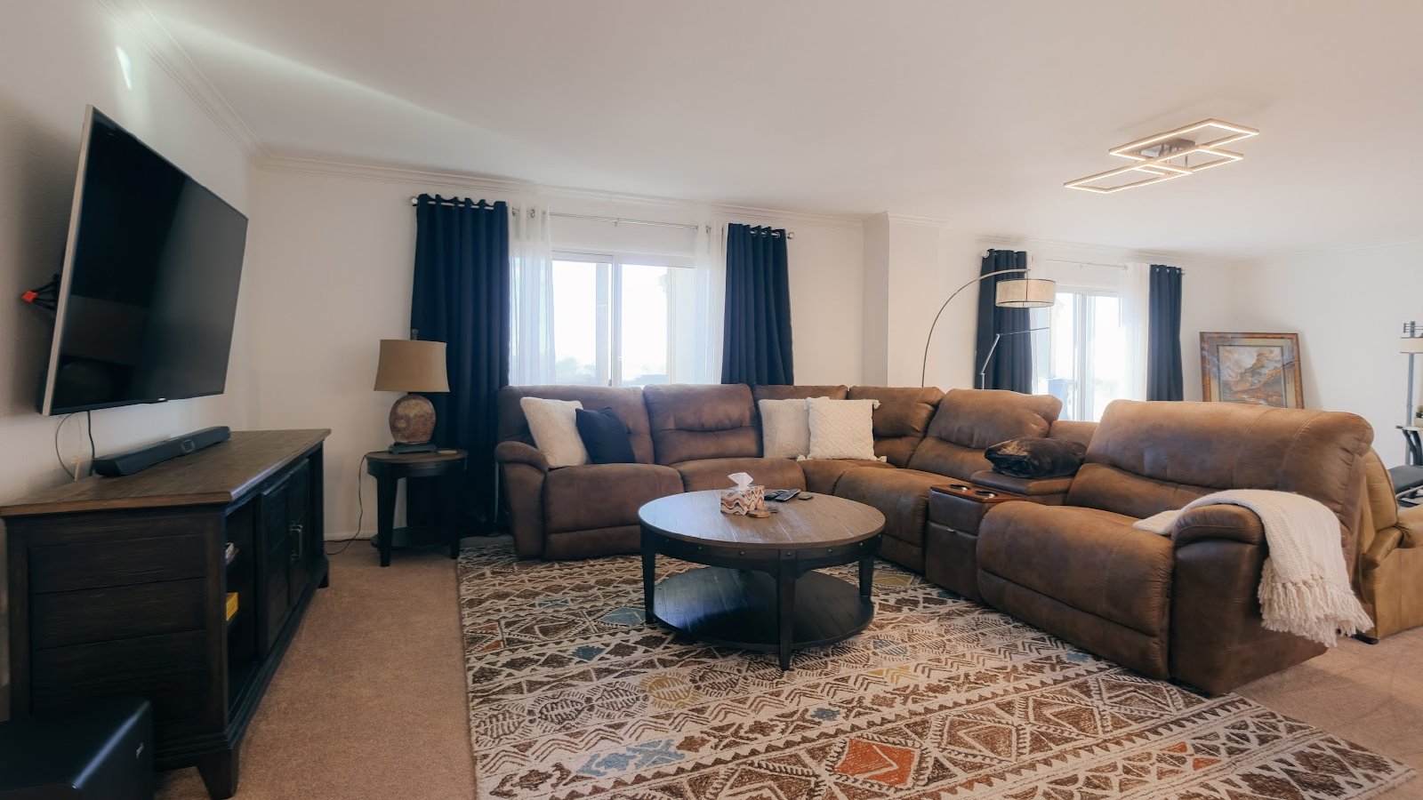 2,130 sq ft 3 Bedroom Condo in North Scottsdale property image