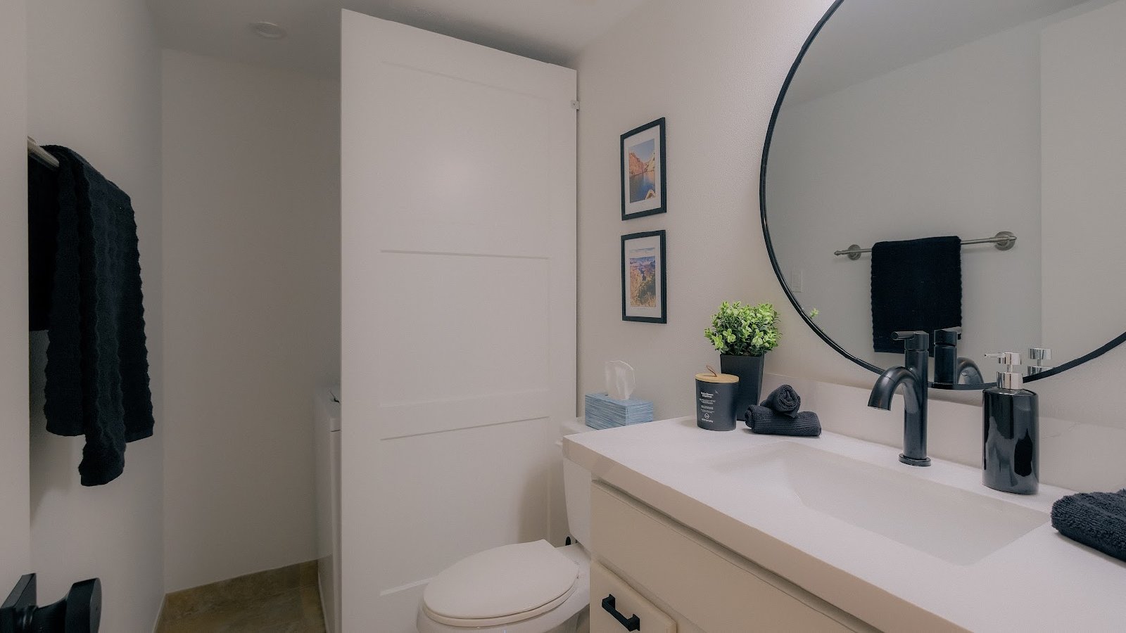 2,130 sq ft 3 Bedroom Condo in North Scottsdale property image