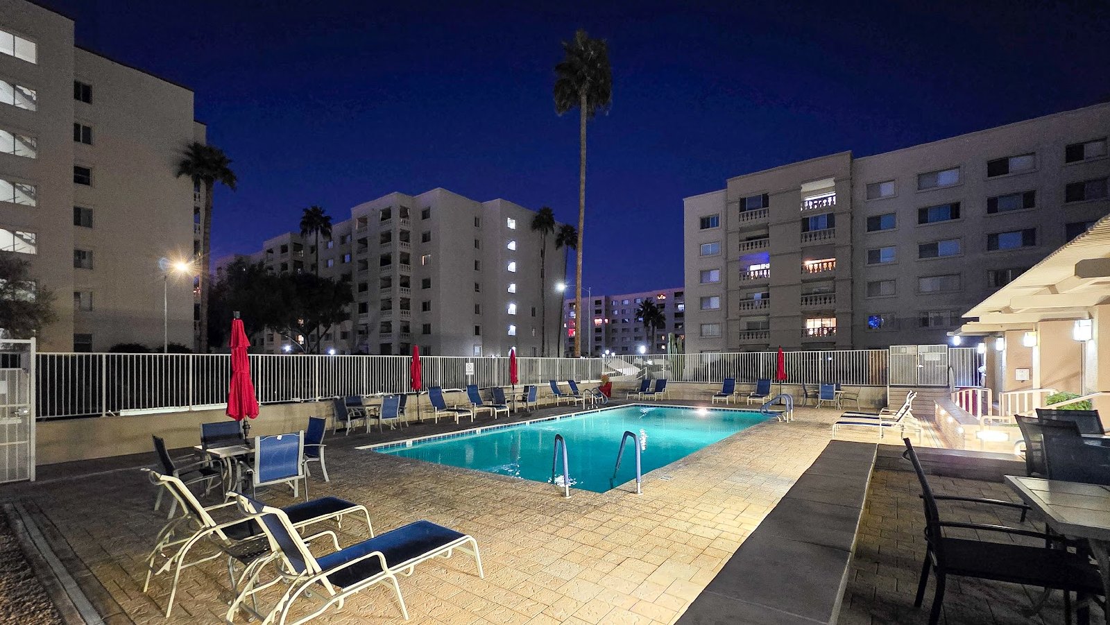 2,130 sq ft 3 Bedroom Condo in North Scottsdale property image