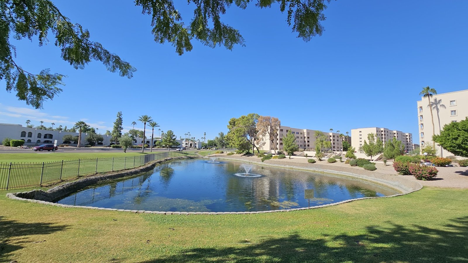 2,130 sq ft 3 Bedroom Condo in North Scottsdale property image