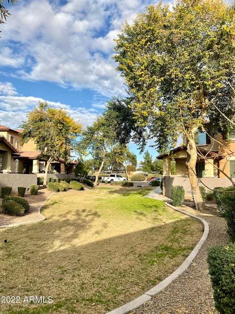 2b/2b condo in VILLA RIALTO CONDOMINIUM property image