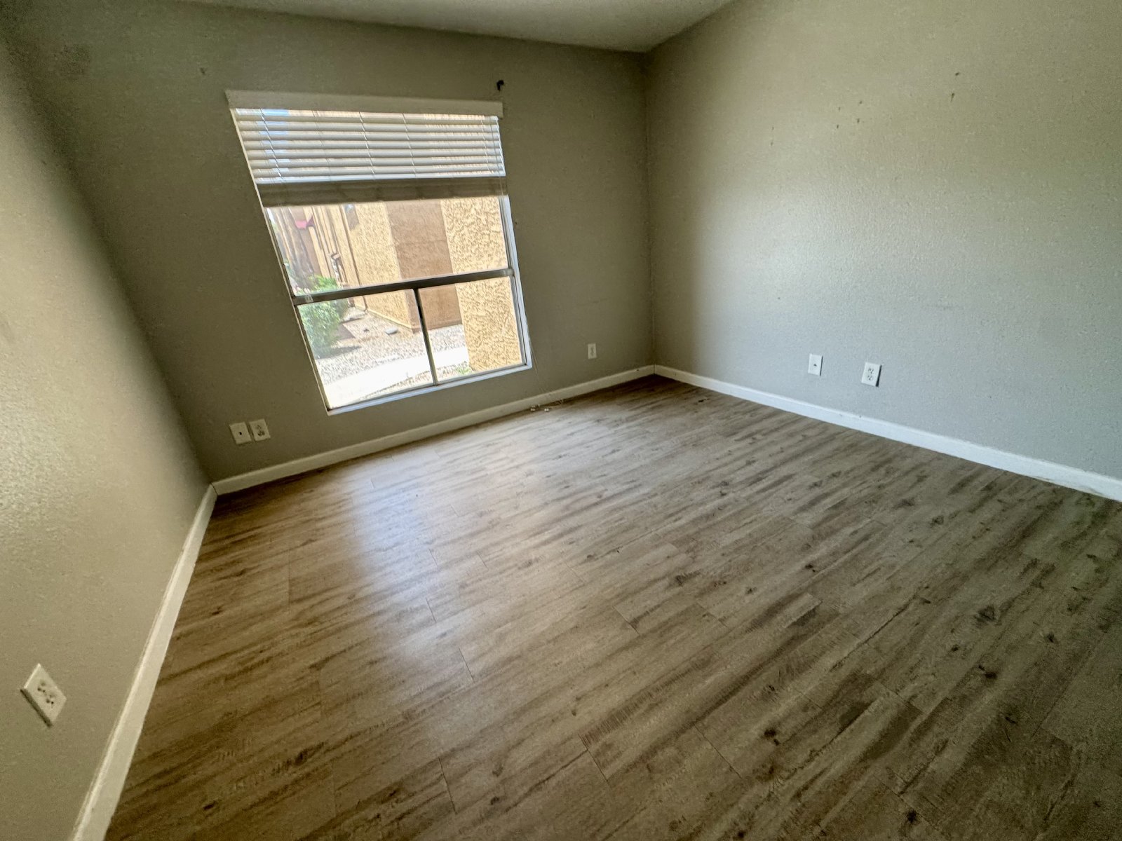 1b/1b in BILTMORE PROMENADE CONDOMINIUM property image