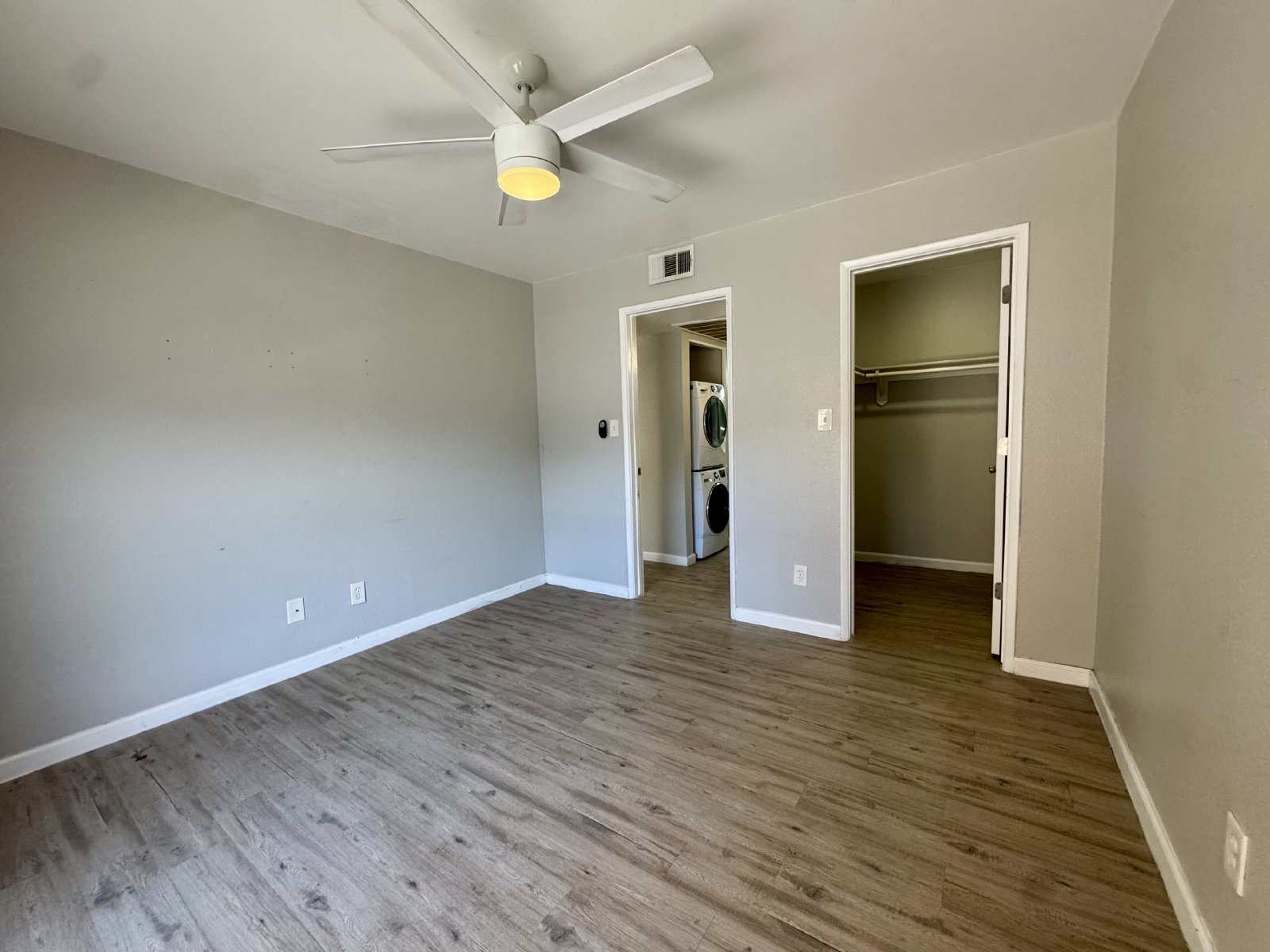 1b/1b in BILTMORE PROMENADE CONDOMINIUM property image