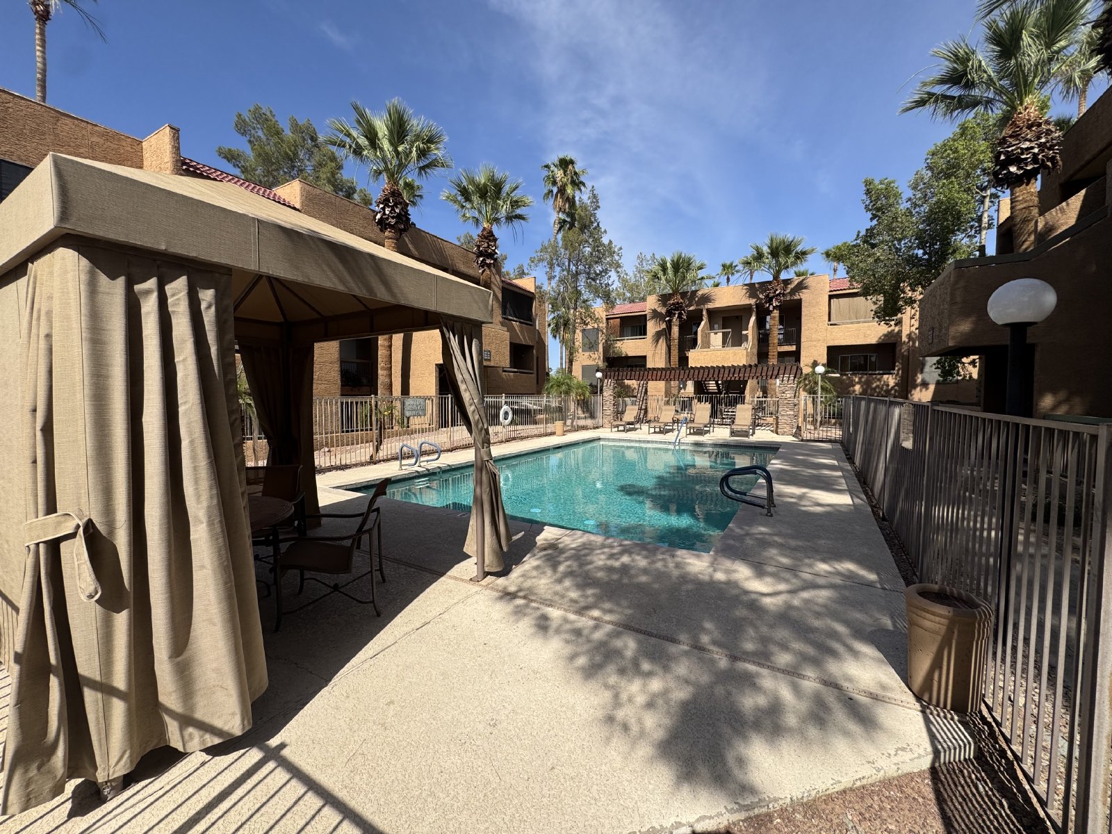 1b/1b in BILTMORE PROMENADE CONDOMINIUM property image