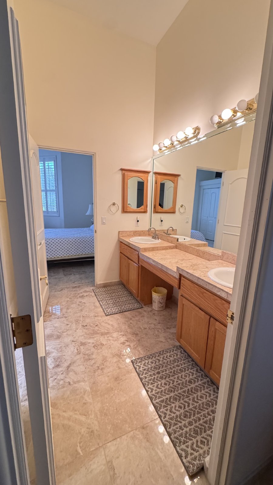 5/5 in Sabino Estates Gated Community property image