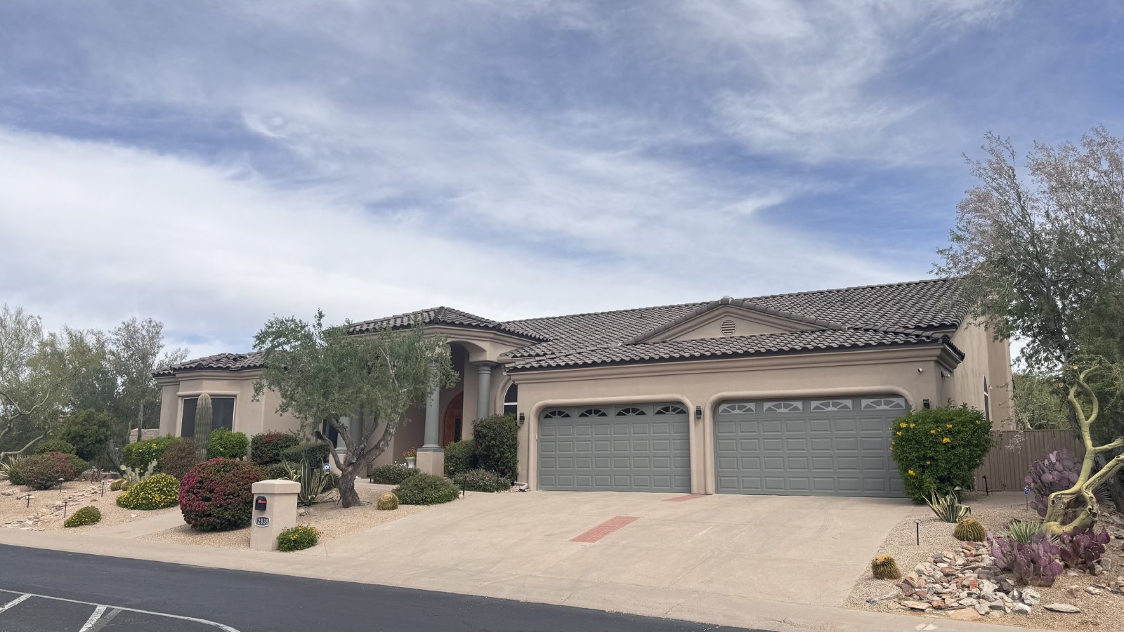 5/5 in Sabino Estates Gated Community property image