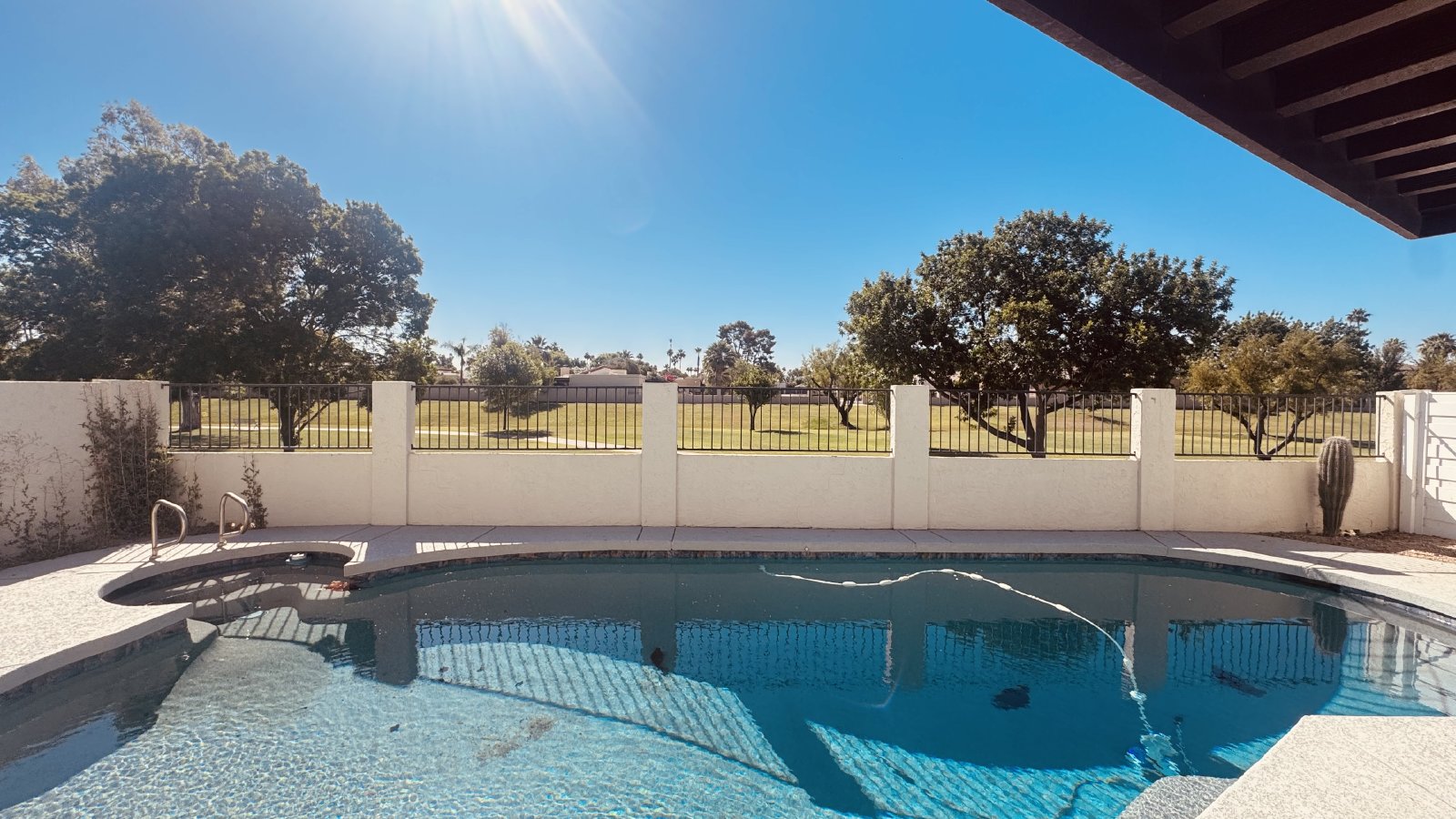 3b/2b with private pool in McCormick Ranch property image
