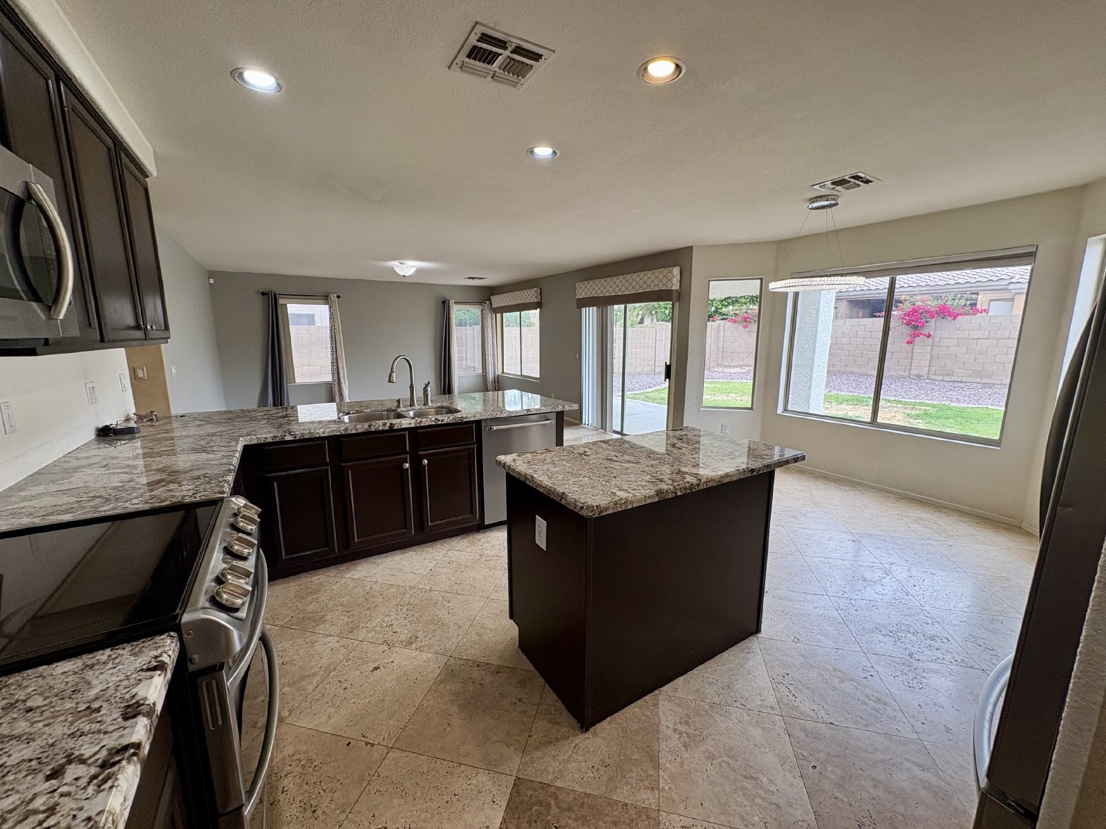 6788 W Aurora Dr property image