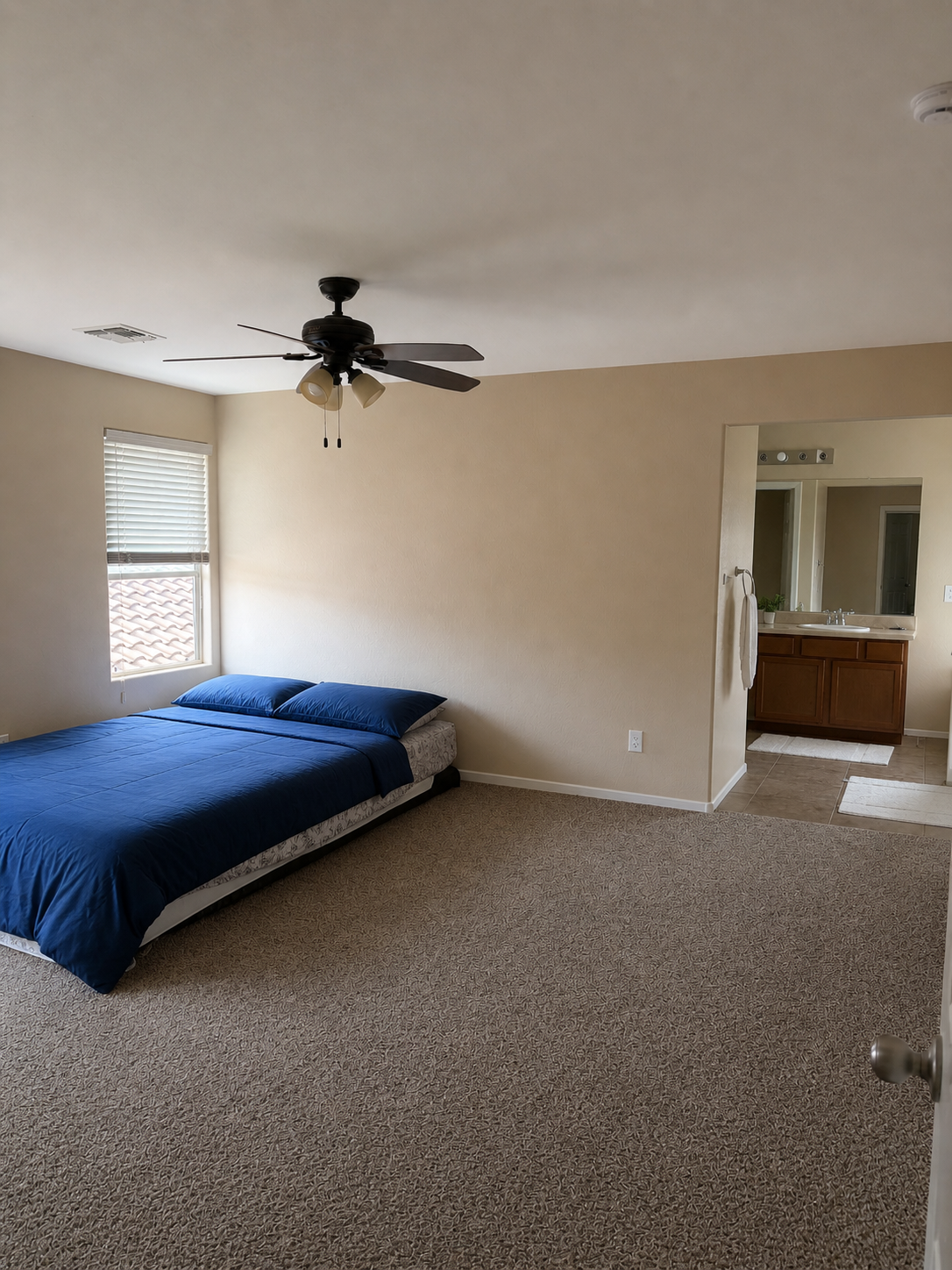 4723 W Gelding DR, Glendale, AZ 85306 property image