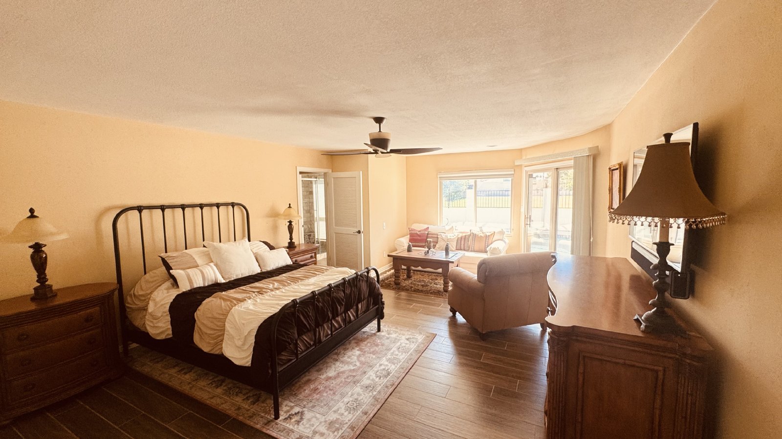 3b/2b with private pool in McCormick Ranch property image