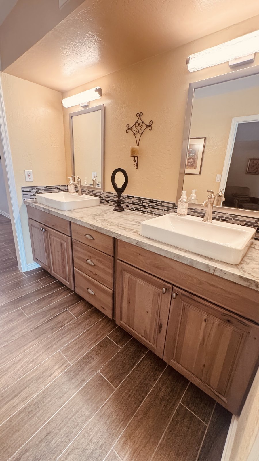 3b/2b with private pool in McCormick Ranch property image