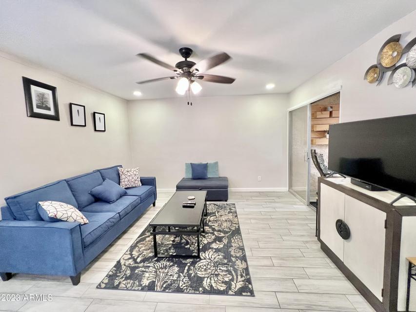 Fully Furnished 1b/1b apartment in Old Town Scottsdale property image